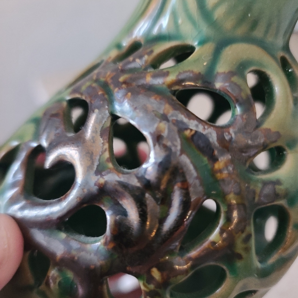 Green Ceramic Bird Figurine With Brown - Picture 7 of 7
